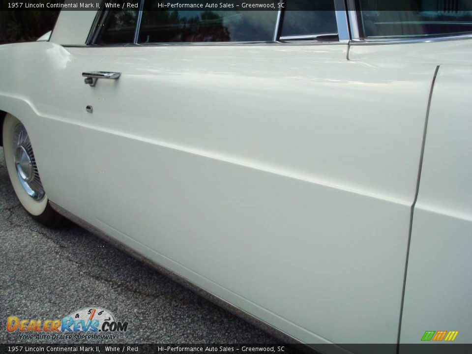 1957 Lincoln Continental Mark II White / Red Photo #20