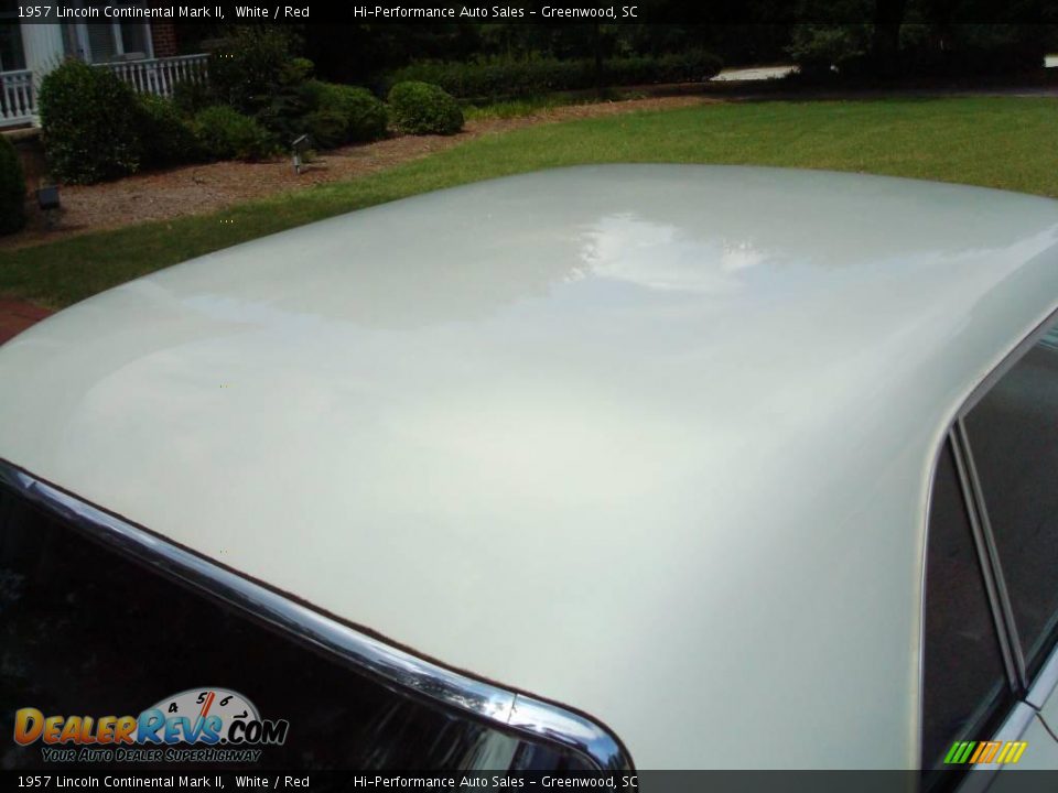 1957 Lincoln Continental Mark II White / Red Photo #24