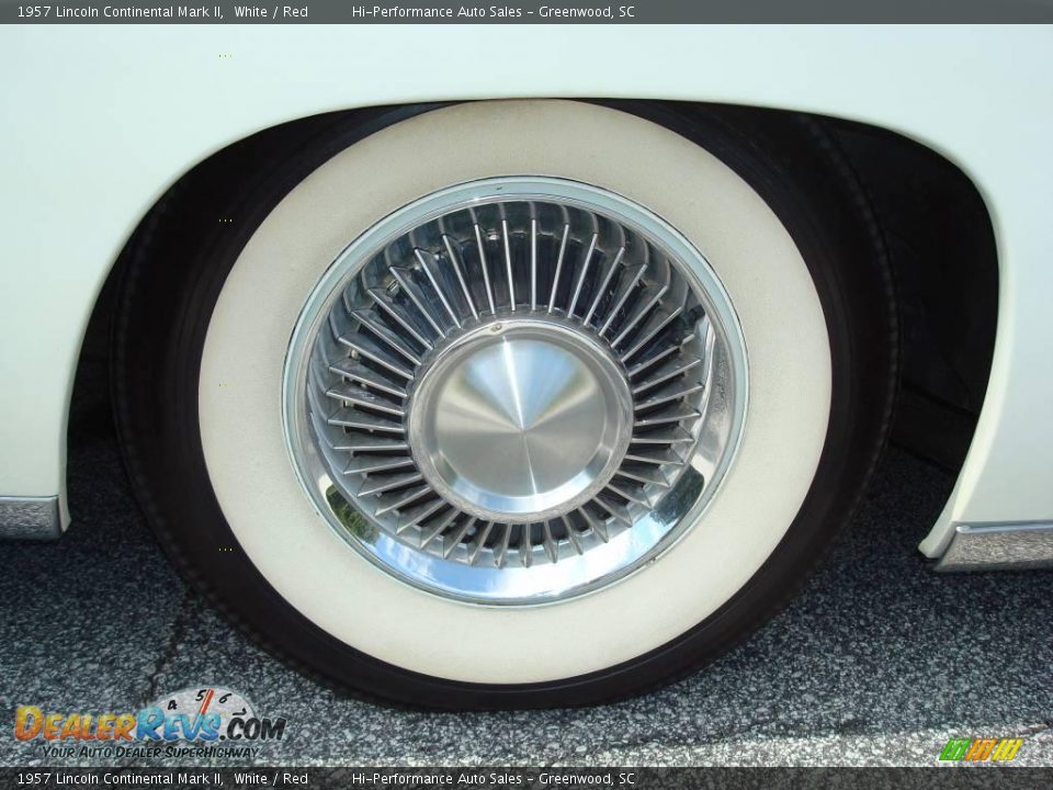 1957 Lincoln Continental Mark II White / Red Photo #30