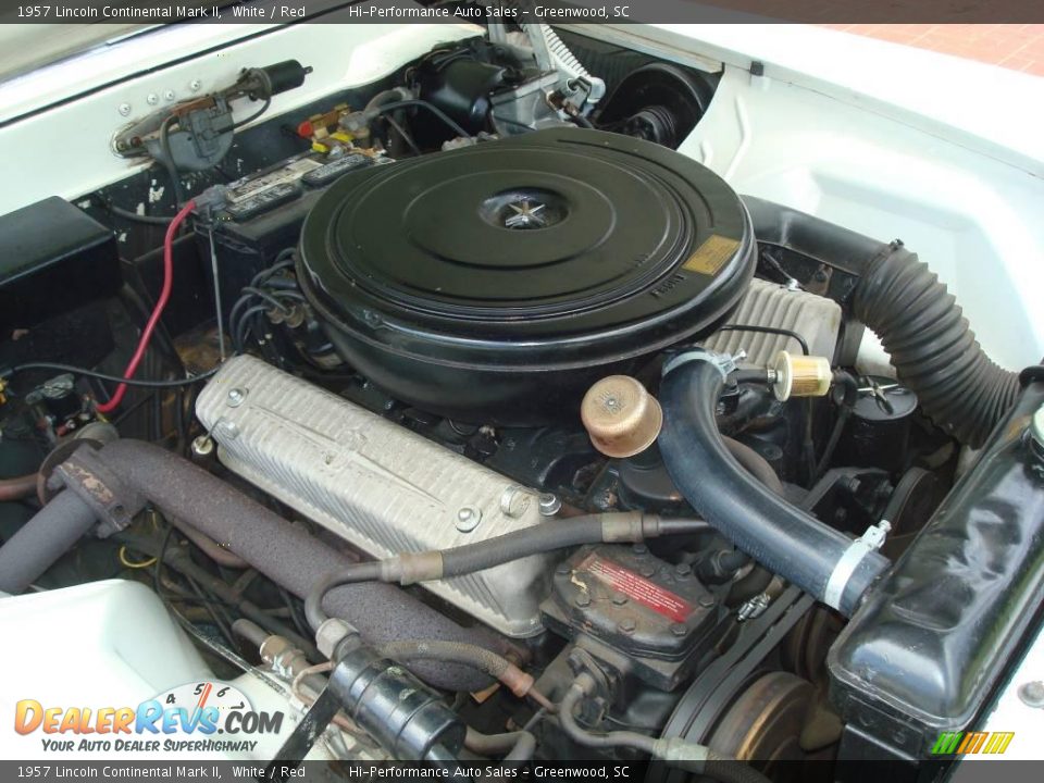 1957 Lincoln Continental Mark II White / Red Photo #32