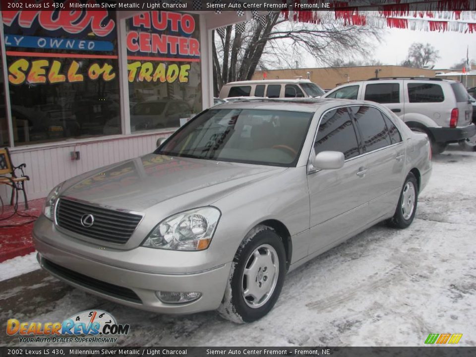 2002 Lexus LS 430 Millennium Silver Metallic / Light Charcoal Photo #3