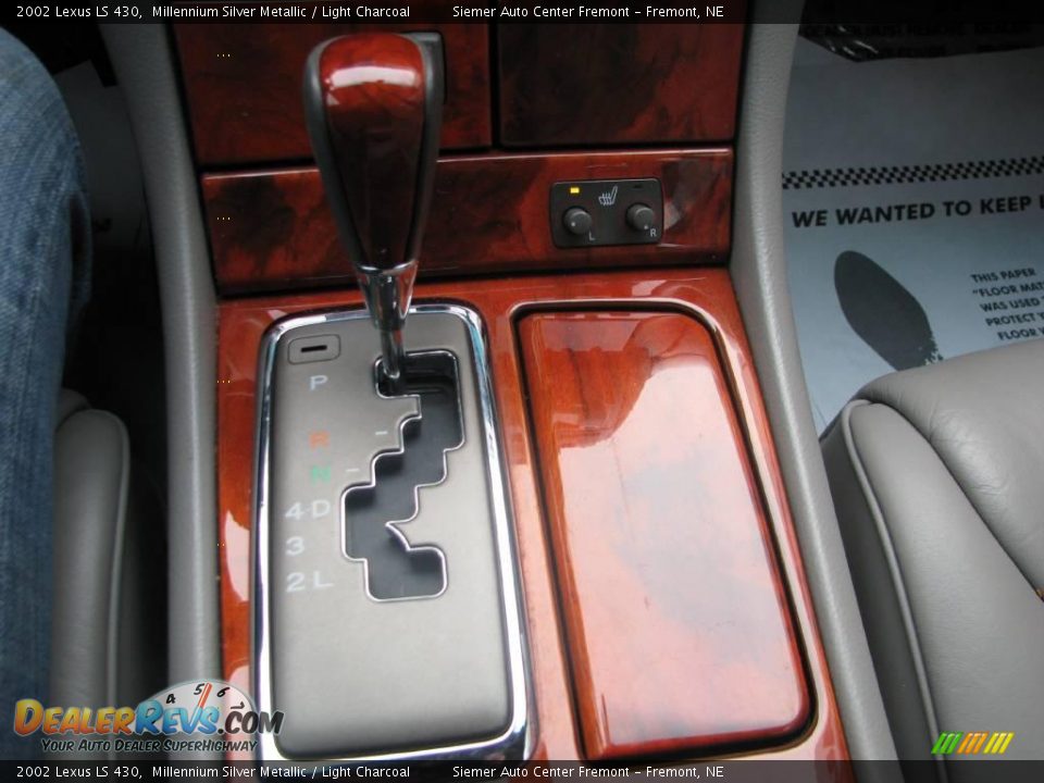 2002 Lexus LS 430 Millennium Silver Metallic / Light Charcoal Photo #22