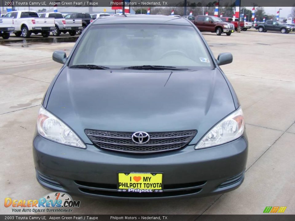 2003 Toyota Camry LE Aspen Green Pearl / Taupe Photo #8