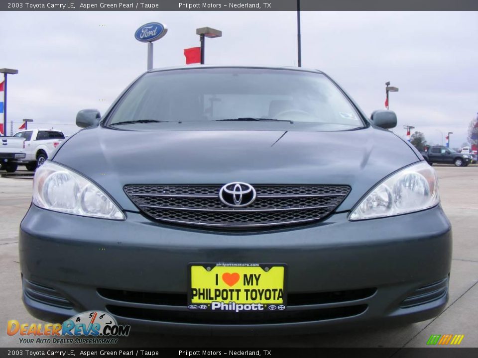 2003 Toyota Camry LE Aspen Green Pearl / Taupe Photo #9