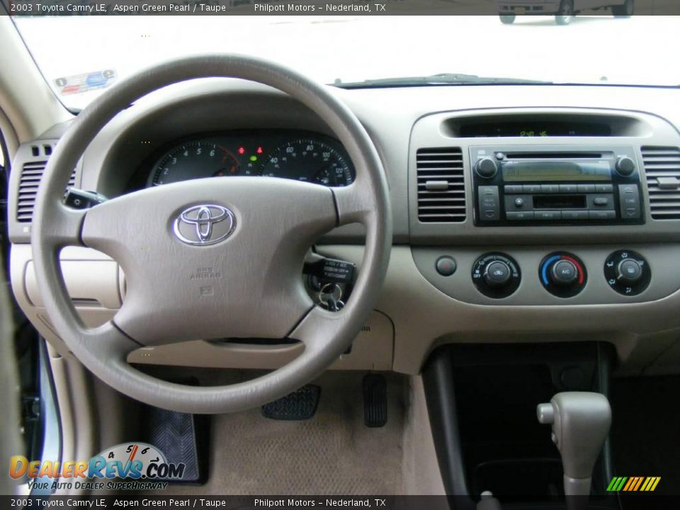 2003 Toyota Camry LE Aspen Green Pearl / Taupe Photo #36