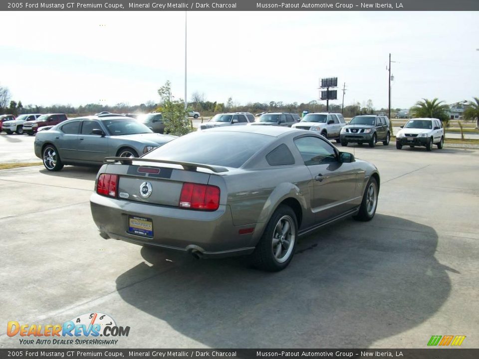 2005 Ford Mustang GT Premium Coupe Mineral Grey Metallic / Dark Charcoal Photo #5