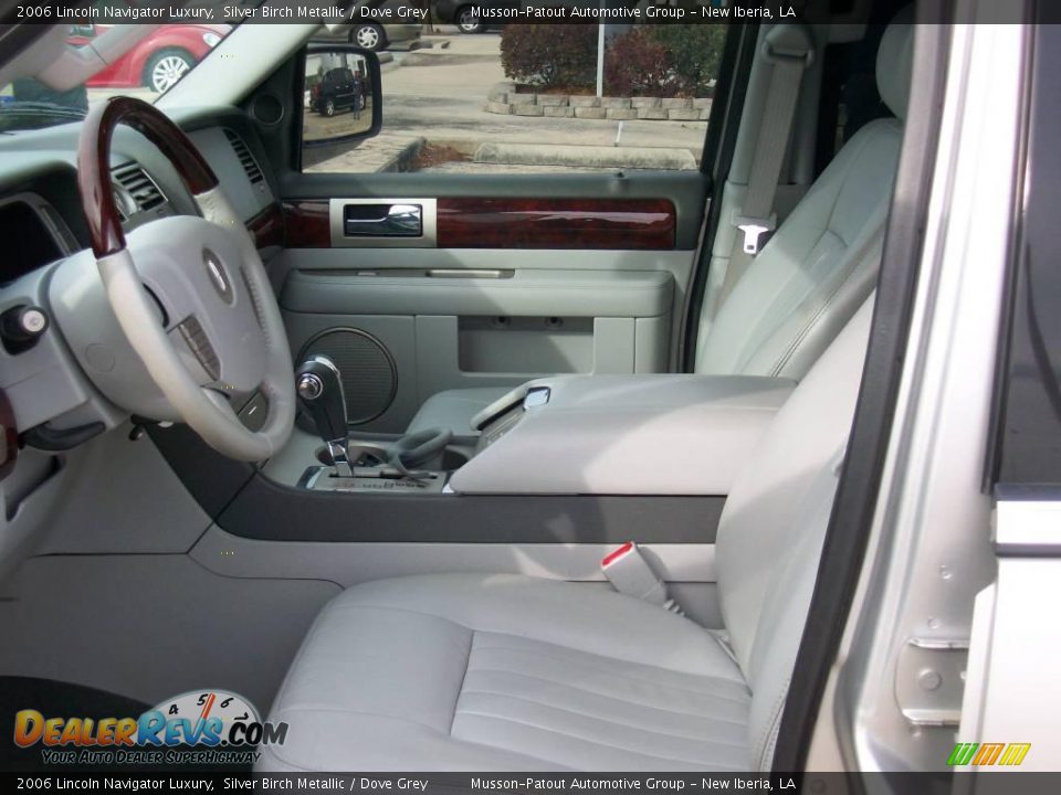 2006 Lincoln Navigator Luxury Silver Birch Metallic / Dove Grey Photo #9