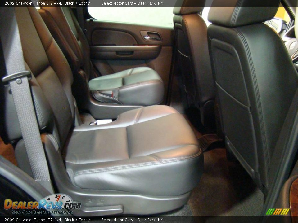 2009 Chevrolet Tahoe LTZ 4x4 Black / Ebony Photo #11