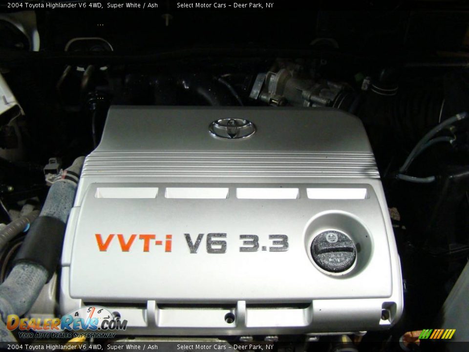 2004 Toyota Highlander V6 4WD Super White / Ash Photo #14