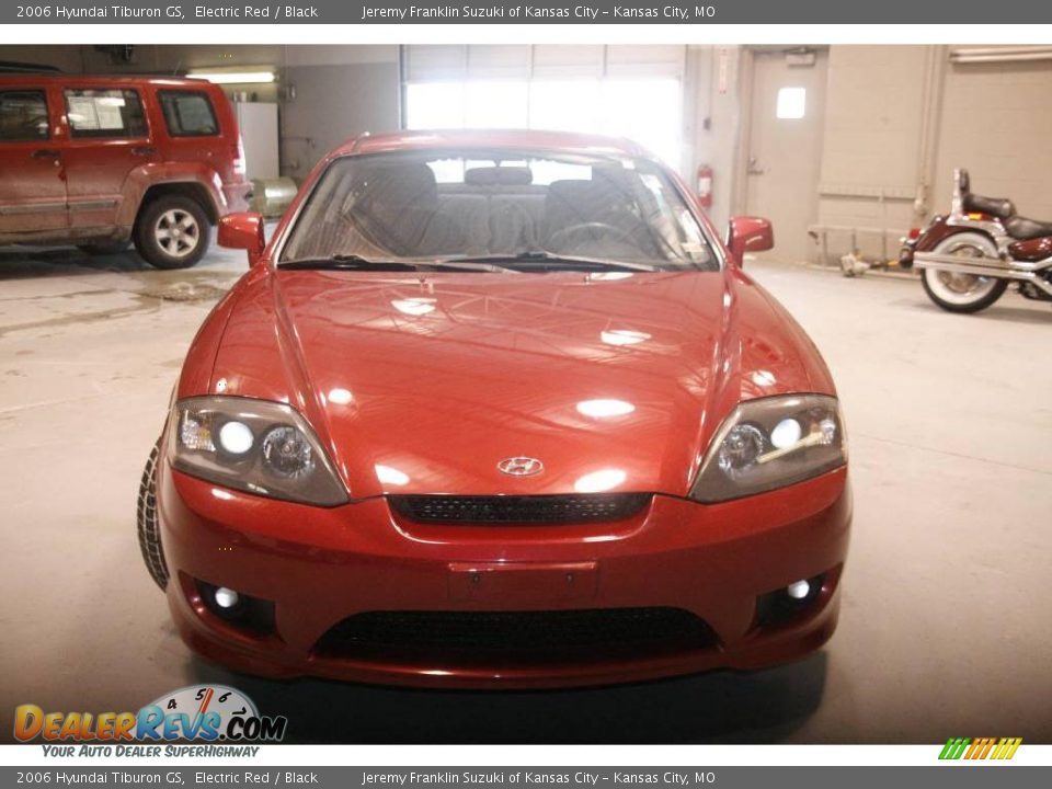2006 Hyundai Tiburon GS Electric Red / Black Photo #2