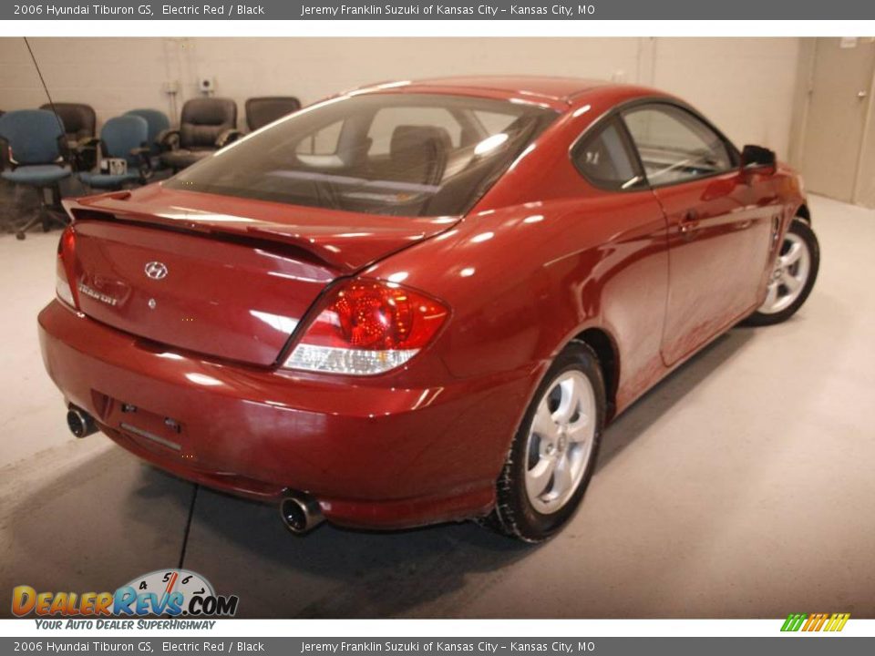 2006 Hyundai Tiburon GS Electric Red / Black Photo #6
