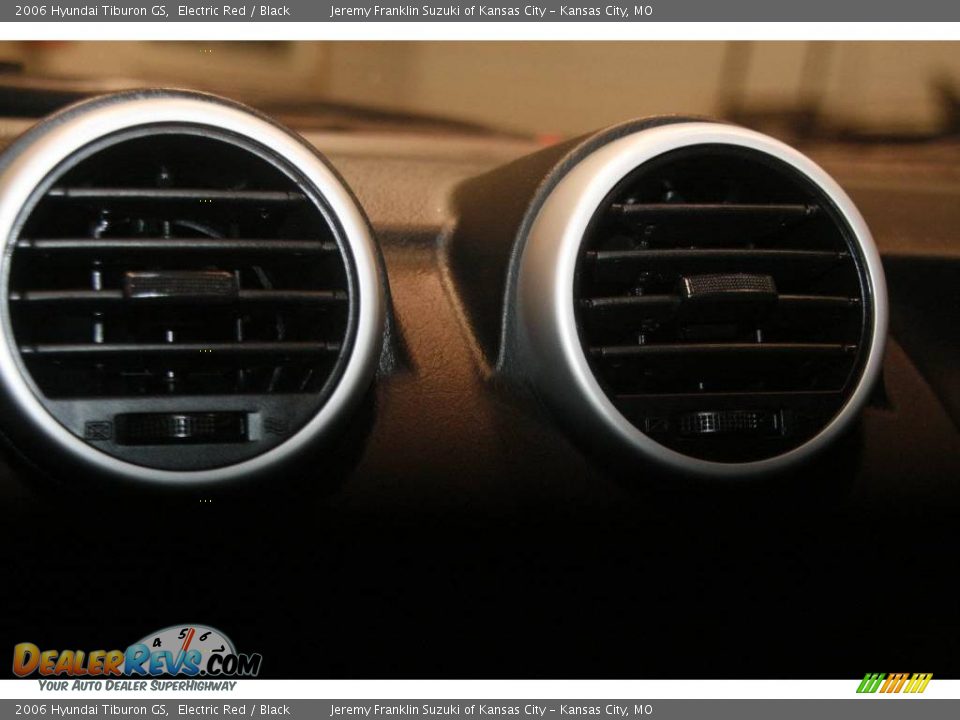2006 Hyundai Tiburon GS Electric Red / Black Photo #13
