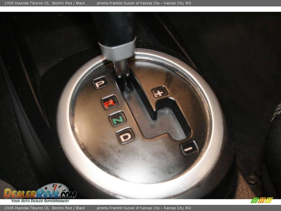 2006 Hyundai Tiburon GS Electric Red / Black Photo #15