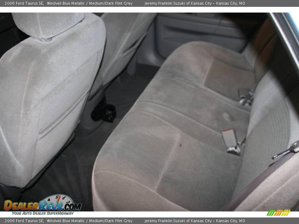 2006 Ford Taurus SE Windveil Blue Metallic / Medium/Dark Flint Grey Photo #12