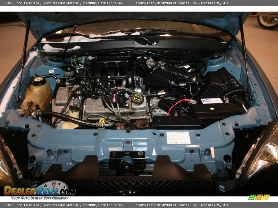 2006 Ford Taurus SE Windveil Blue Metallic / Medium/Dark Flint Grey Photo #19