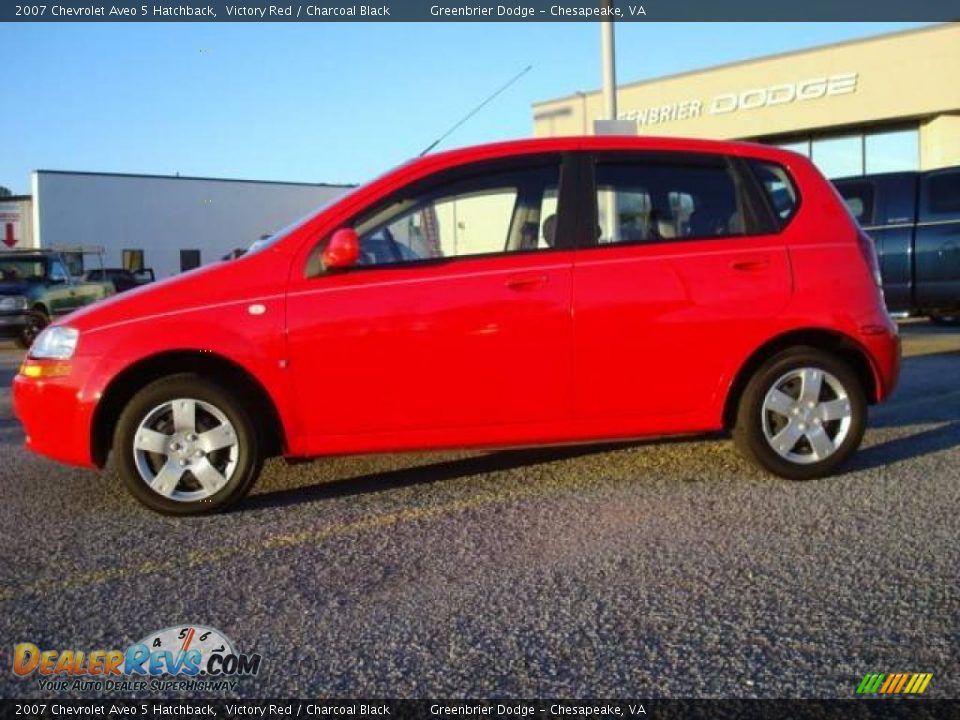 2007 Chevrolet Aveo 5 Hatchback Victory Red / Charcoal Black Photo #2