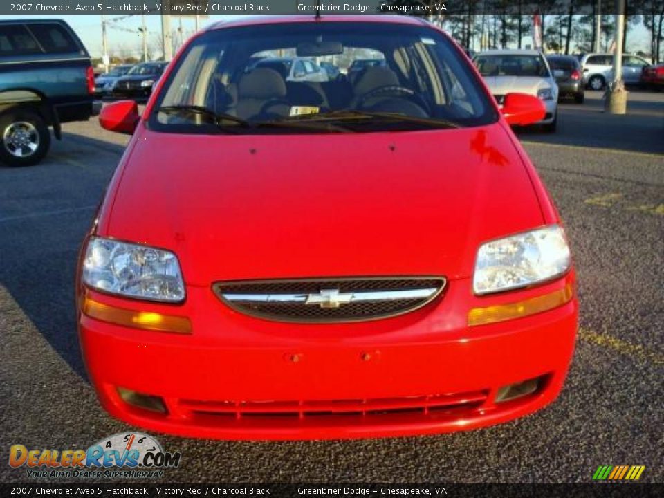 2007 Chevrolet Aveo 5 Hatchback Victory Red / Charcoal Black Photo #6
