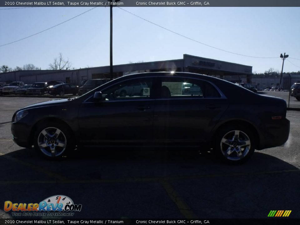2010 Chevrolet Malibu LT Sedan Taupe Gray Metallic / Titanium Photo #2