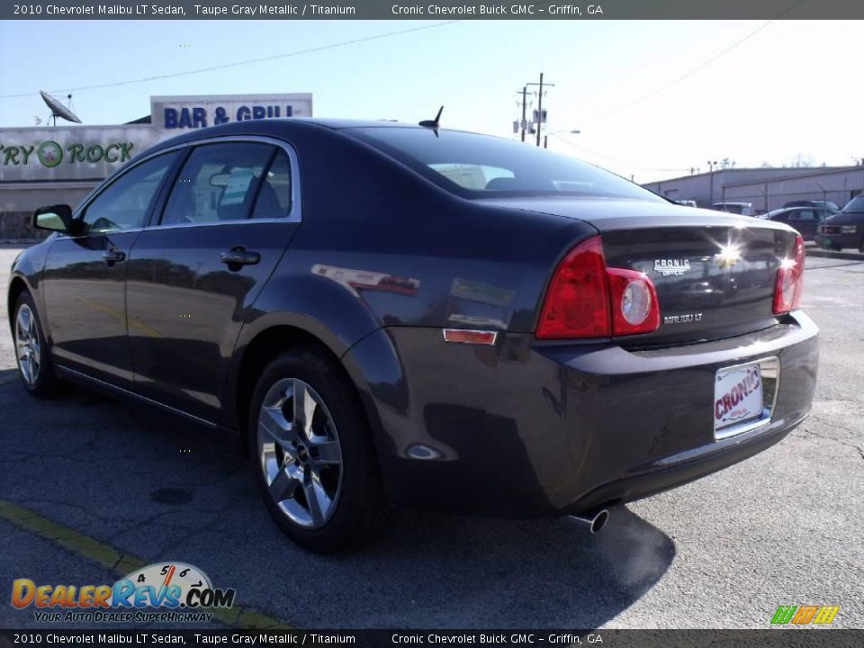 2010 Chevrolet Malibu LT Sedan Taupe Gray Metallic / Titanium Photo #3