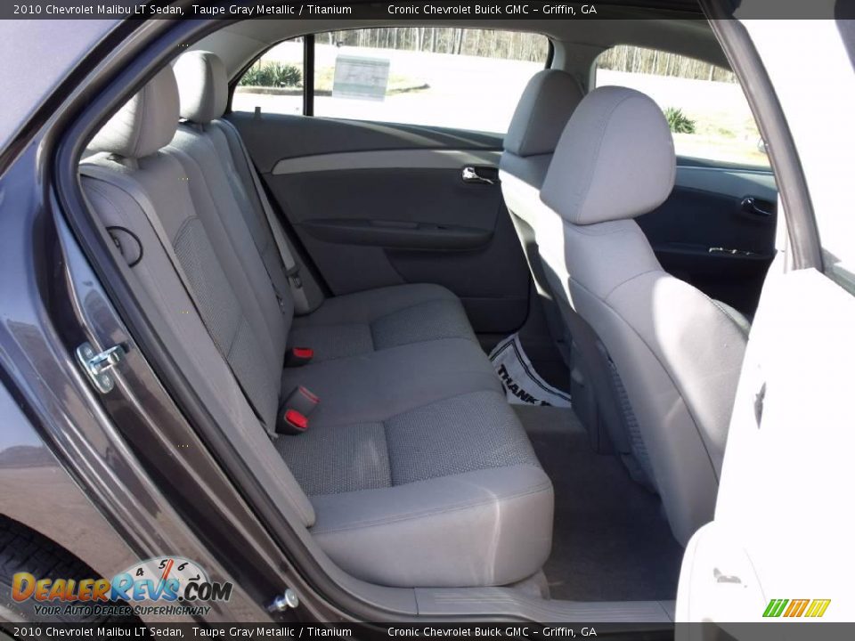 2010 Chevrolet Malibu LT Sedan Taupe Gray Metallic / Titanium Photo #12