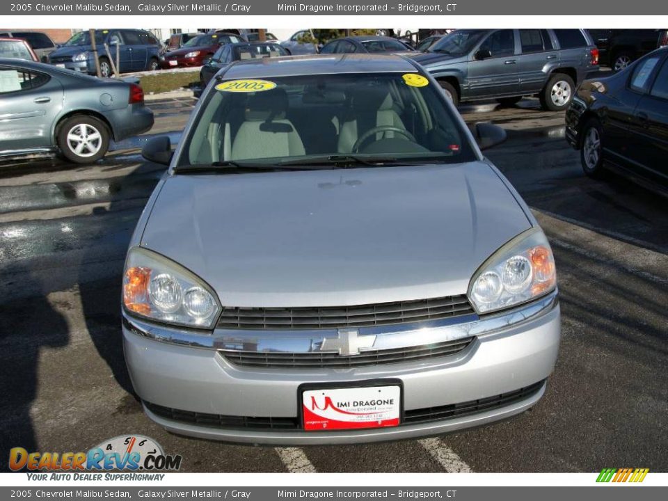 2005 Chevrolet Malibu Sedan Galaxy Silver Metallic / Gray Photo #2
