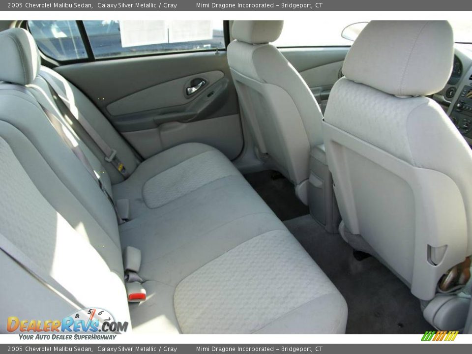 2005 Chevrolet Malibu Sedan Galaxy Silver Metallic / Gray Photo #12