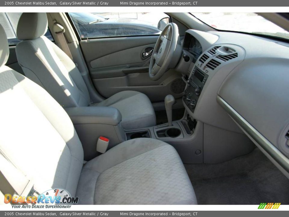 2005 Chevrolet Malibu Sedan Galaxy Silver Metallic / Gray Photo #16
