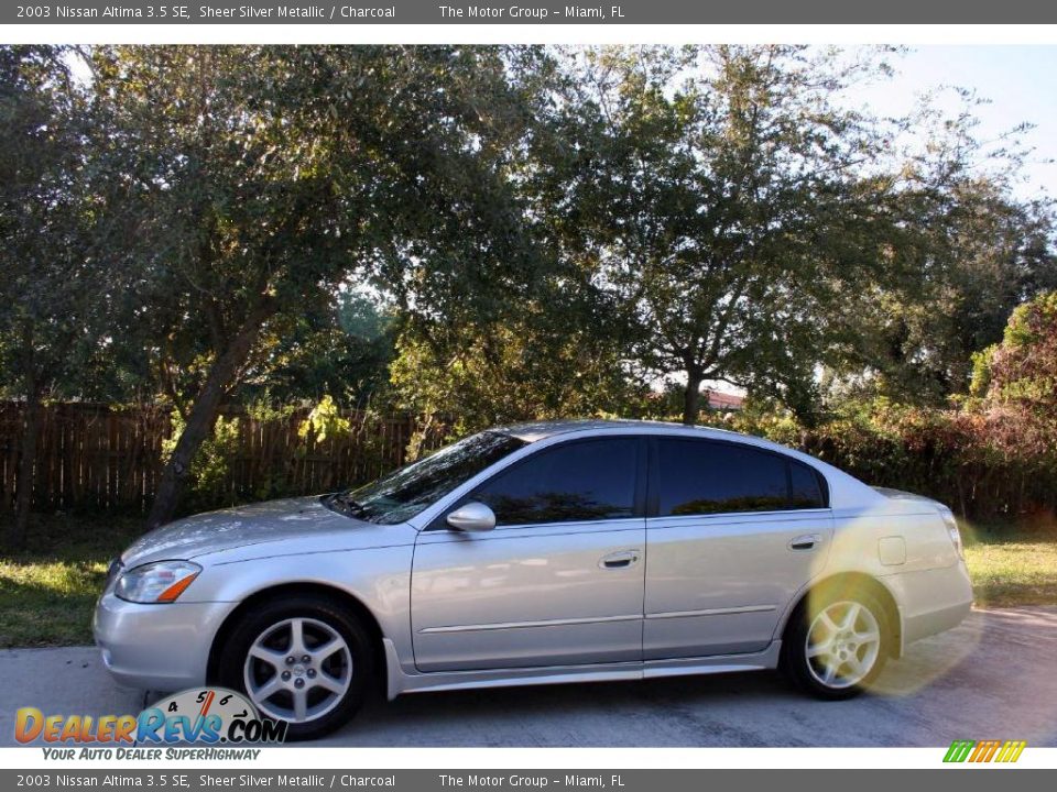 2003 Nissan Altima 3.5 SE Sheer Silver Metallic / Charcoal Photo #4