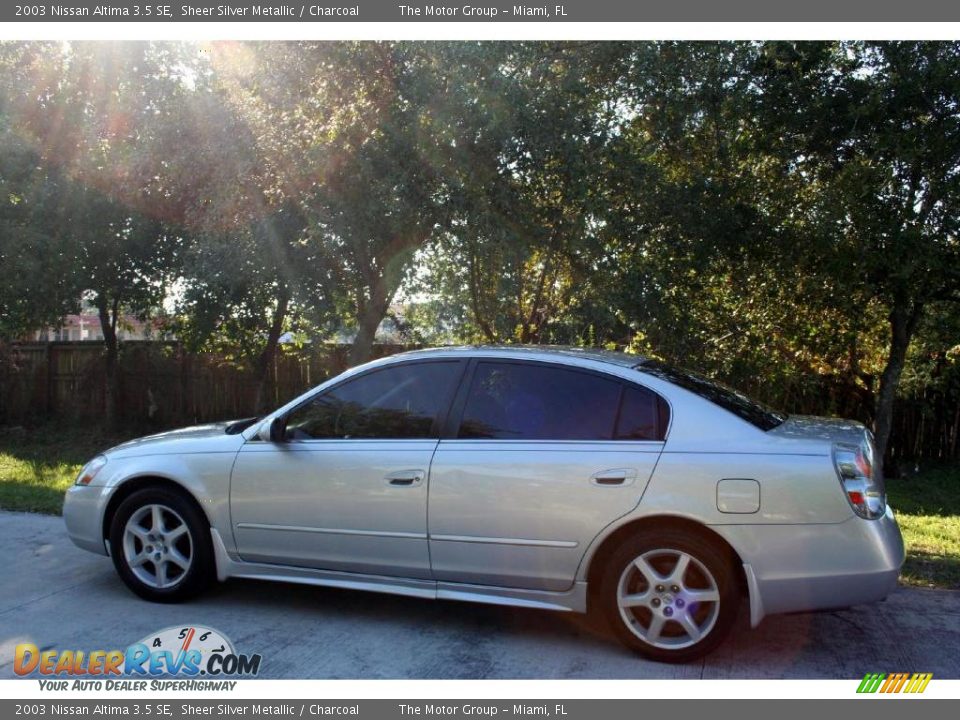 2003 Nissan Altima 3.5 SE Sheer Silver Metallic / Charcoal Photo #6