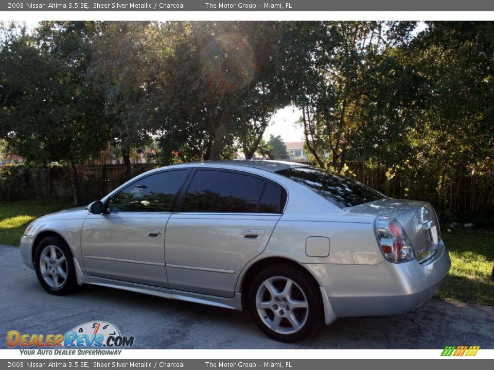 2003 Nissan Altima 3.5 SE Sheer Silver Metallic / Charcoal Photo #7