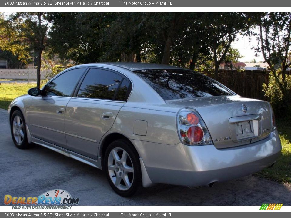 2003 Nissan Altima 3.5 SE Sheer Silver Metallic / Charcoal Photo #8