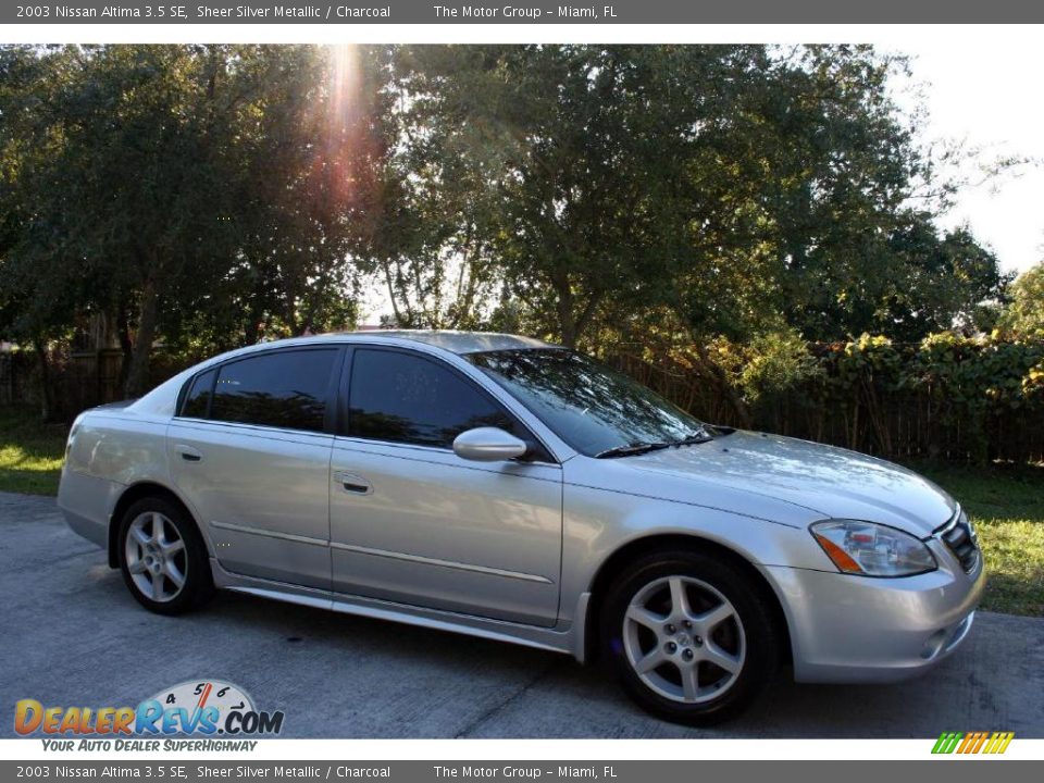 2003 Nissan Altima 3.5 SE Sheer Silver Metallic / Charcoal Photo #15