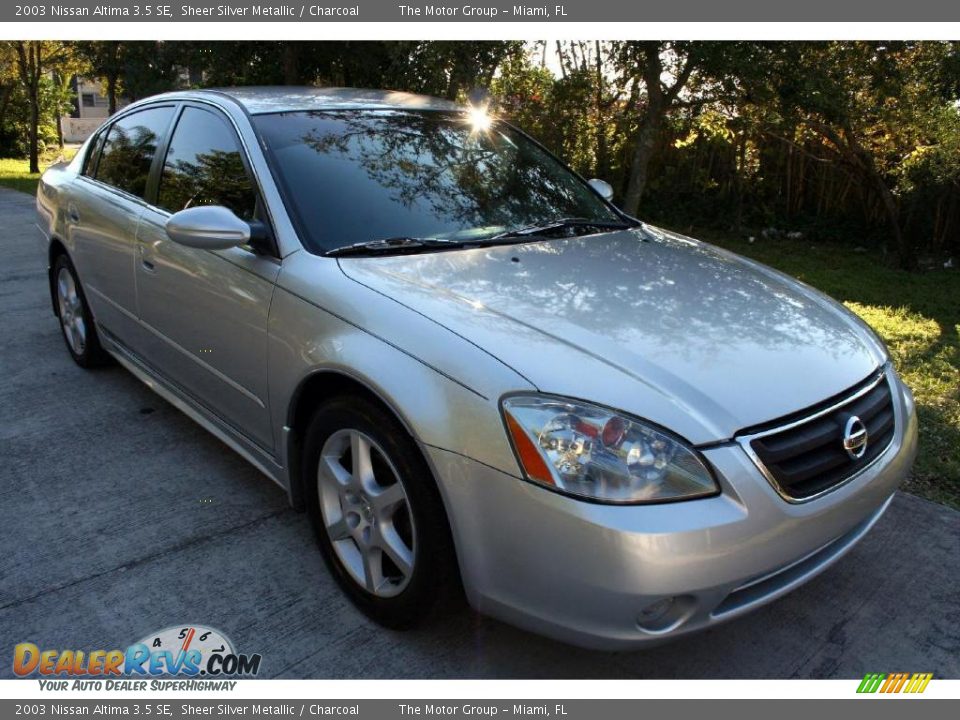 2003 Nissan Altima 3.5 SE Sheer Silver Metallic / Charcoal Photo #19