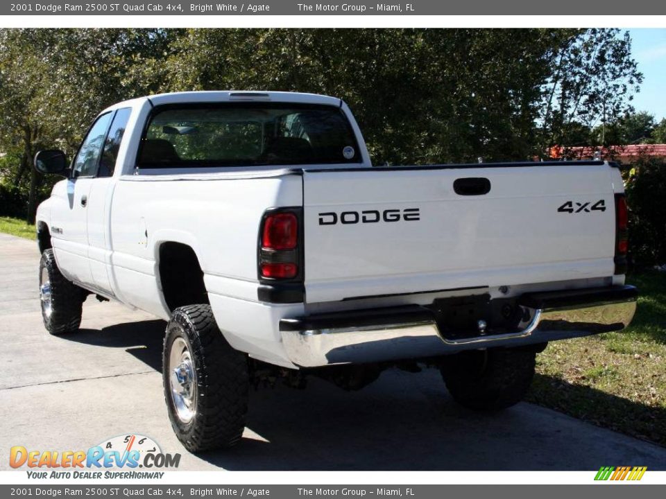 2001 Dodge Ram 2500 ST Quad Cab 4x4 Bright White / Agate Photo #8