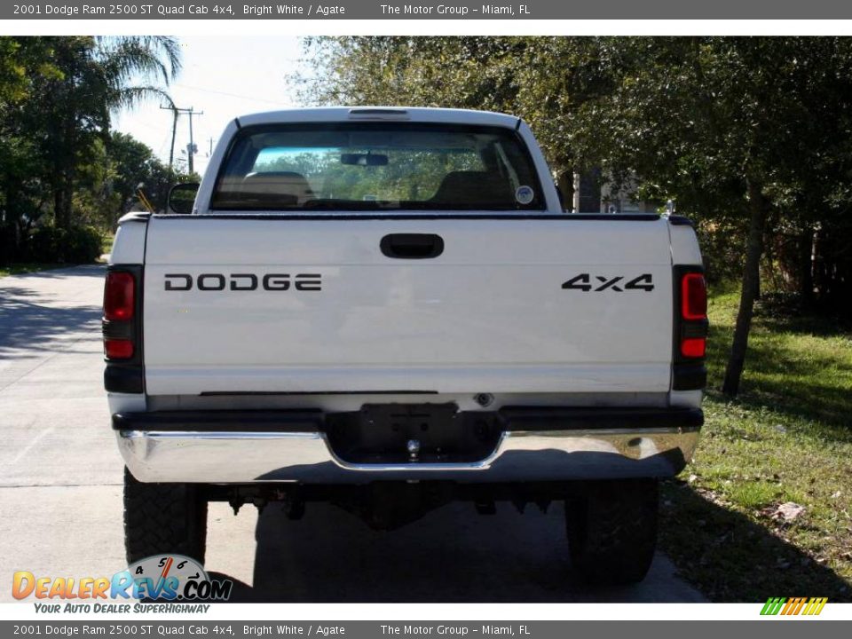 2001 Dodge Ram 2500 ST Quad Cab 4x4 Bright White / Agate Photo #10