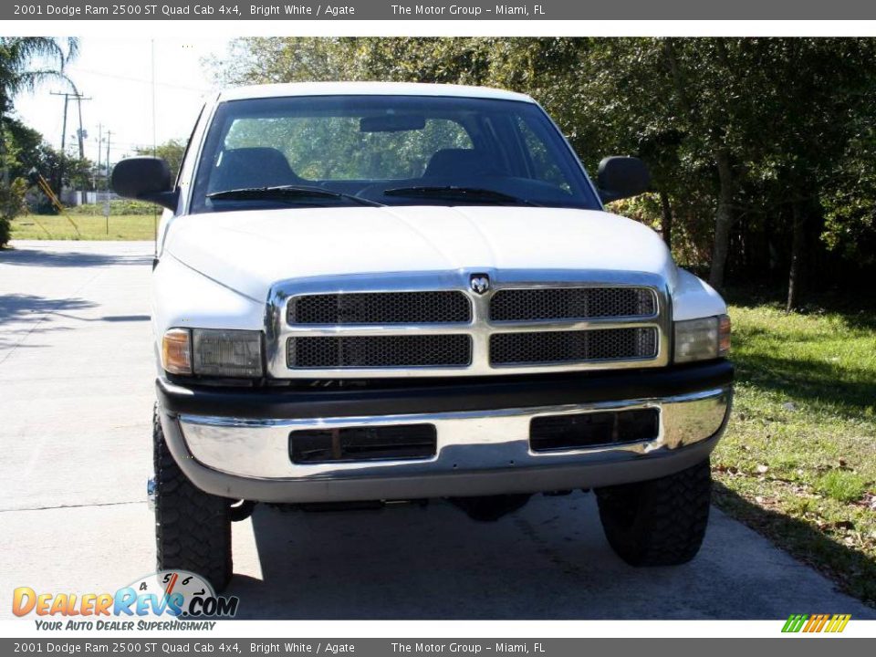 2001 Dodge Ram 2500 ST Quad Cab 4x4 Bright White / Agate Photo #19