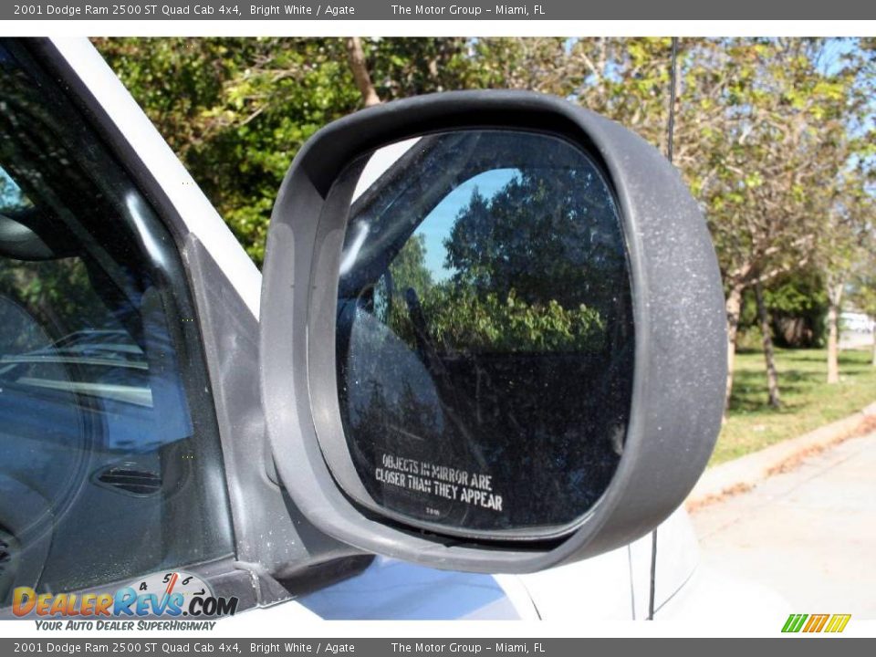 2001 Dodge Ram 2500 ST Quad Cab 4x4 Bright White / Agate Photo #28