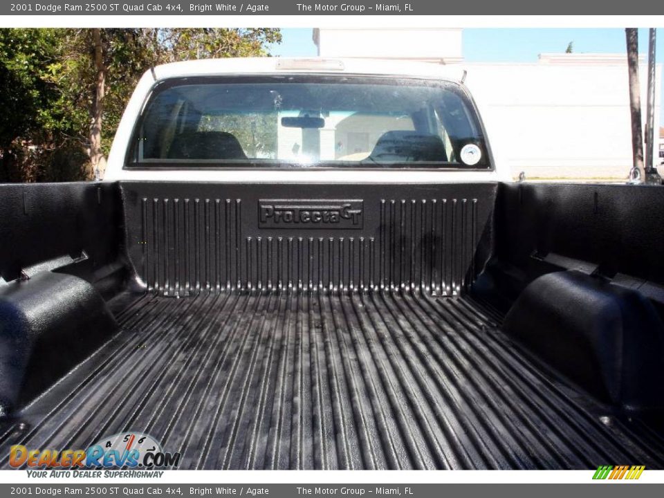 2001 Dodge Ram 2500 ST Quad Cab 4x4 Bright White / Agate Photo #33