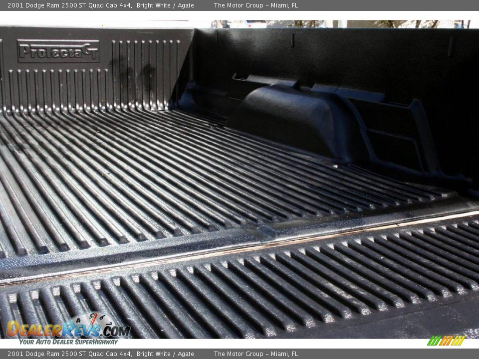2001 Dodge Ram 2500 ST Quad Cab 4x4 Bright White / Agate Photo #35