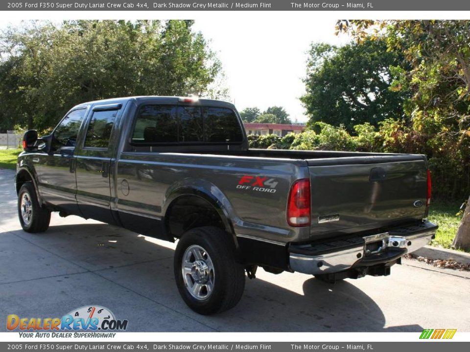 2005 Ford F350 Super Duty Lariat Crew Cab 4x4 Dark Shadow Grey Metallic / Medium Flint Photo #4