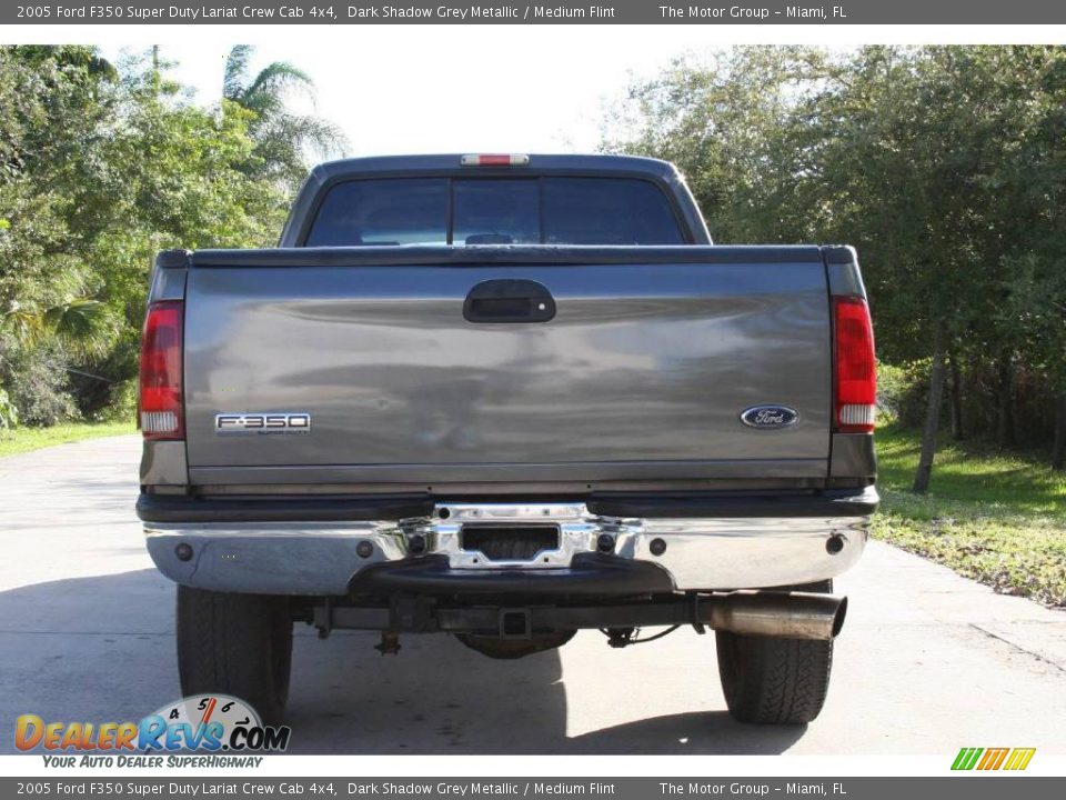 2005 Ford F350 Super Duty Lariat Crew Cab 4x4 Dark Shadow Grey Metallic / Medium Flint Photo #5