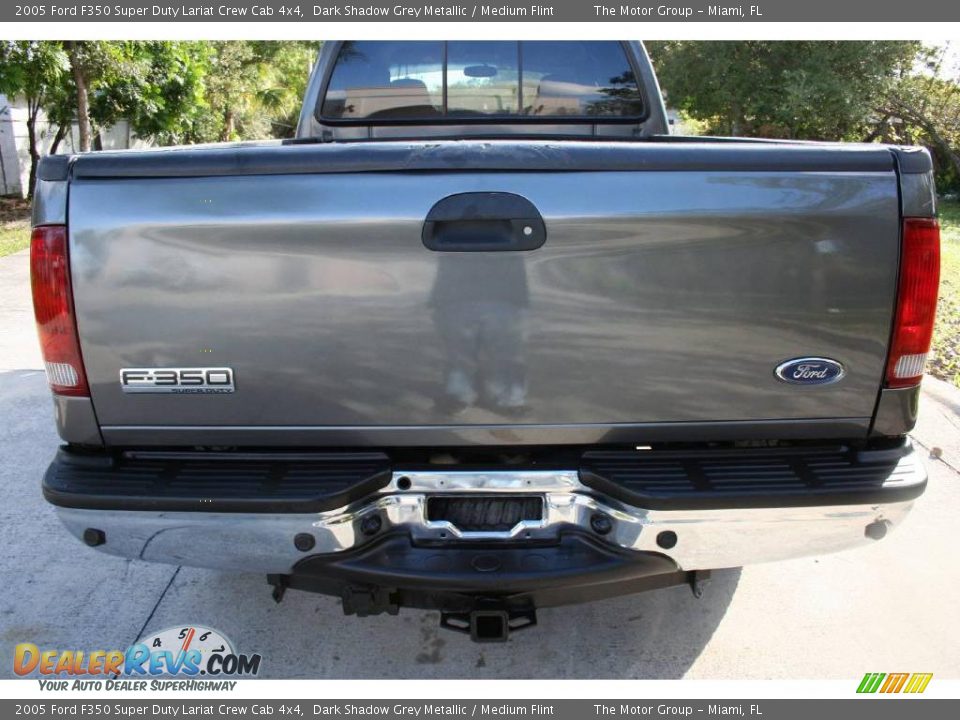 2005 Ford F350 Super Duty Lariat Crew Cab 4x4 Dark Shadow Grey Metallic / Medium Flint Photo #6