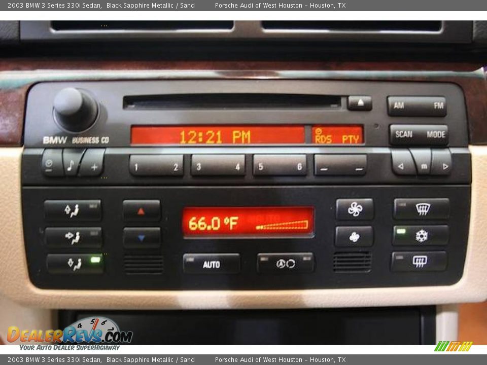 2003 BMW 3 Series 330i Sedan Black Sapphire Metallic / Sand Photo #17