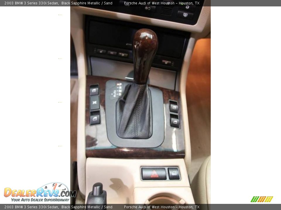 2003 BMW 3 Series 330i Sedan Black Sapphire Metallic / Sand Photo #18
