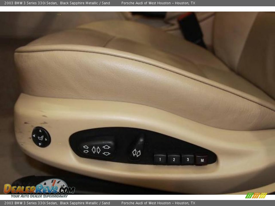 2003 BMW 3 Series 330i Sedan Black Sapphire Metallic / Sand Photo #21