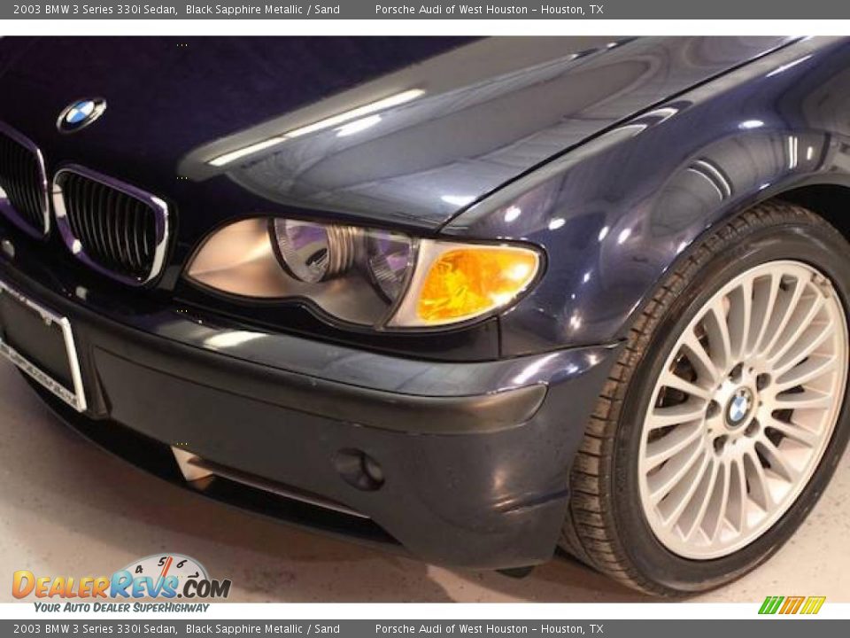 2003 BMW 3 Series 330i Sedan Black Sapphire Metallic / Sand Photo #22