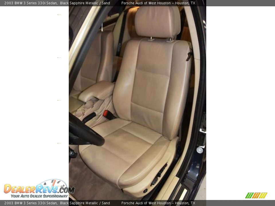 2003 BMW 3 Series 330i Sedan Black Sapphire Metallic / Sand Photo #24
