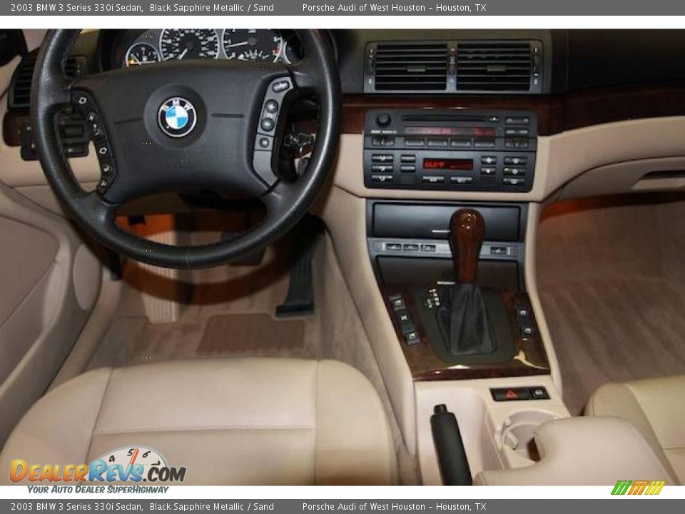 2003 BMW 3 Series 330i Sedan Black Sapphire Metallic / Sand Photo #31