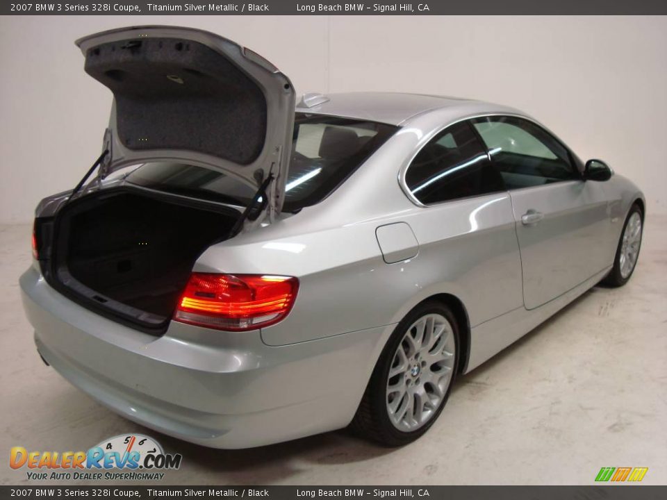 2007 BMW 3 Series 328i Coupe Titanium Silver Metallic / Black Photo #10