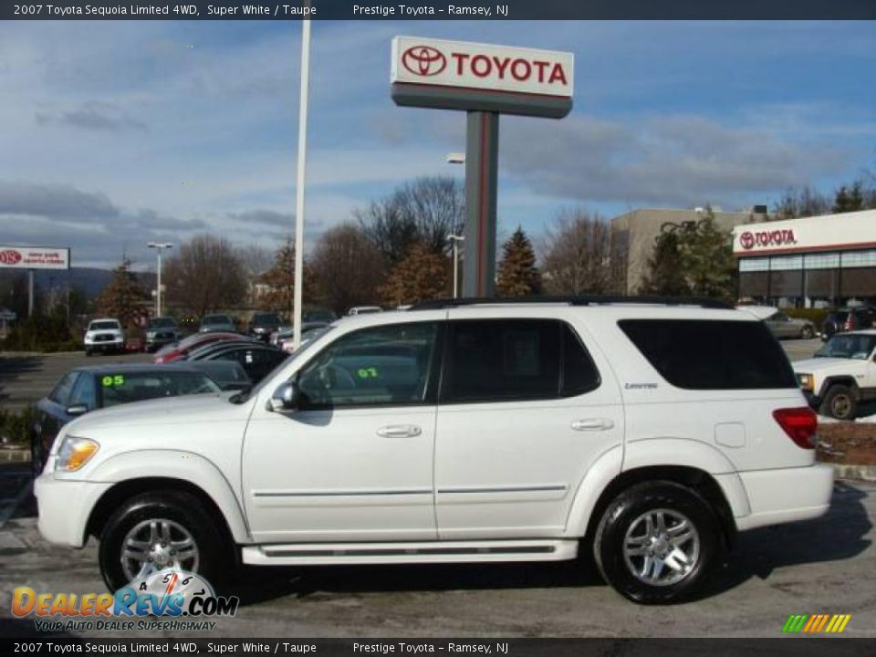 2007 Toyota Sequoia Limited 4WD Super White / Taupe Photo #3